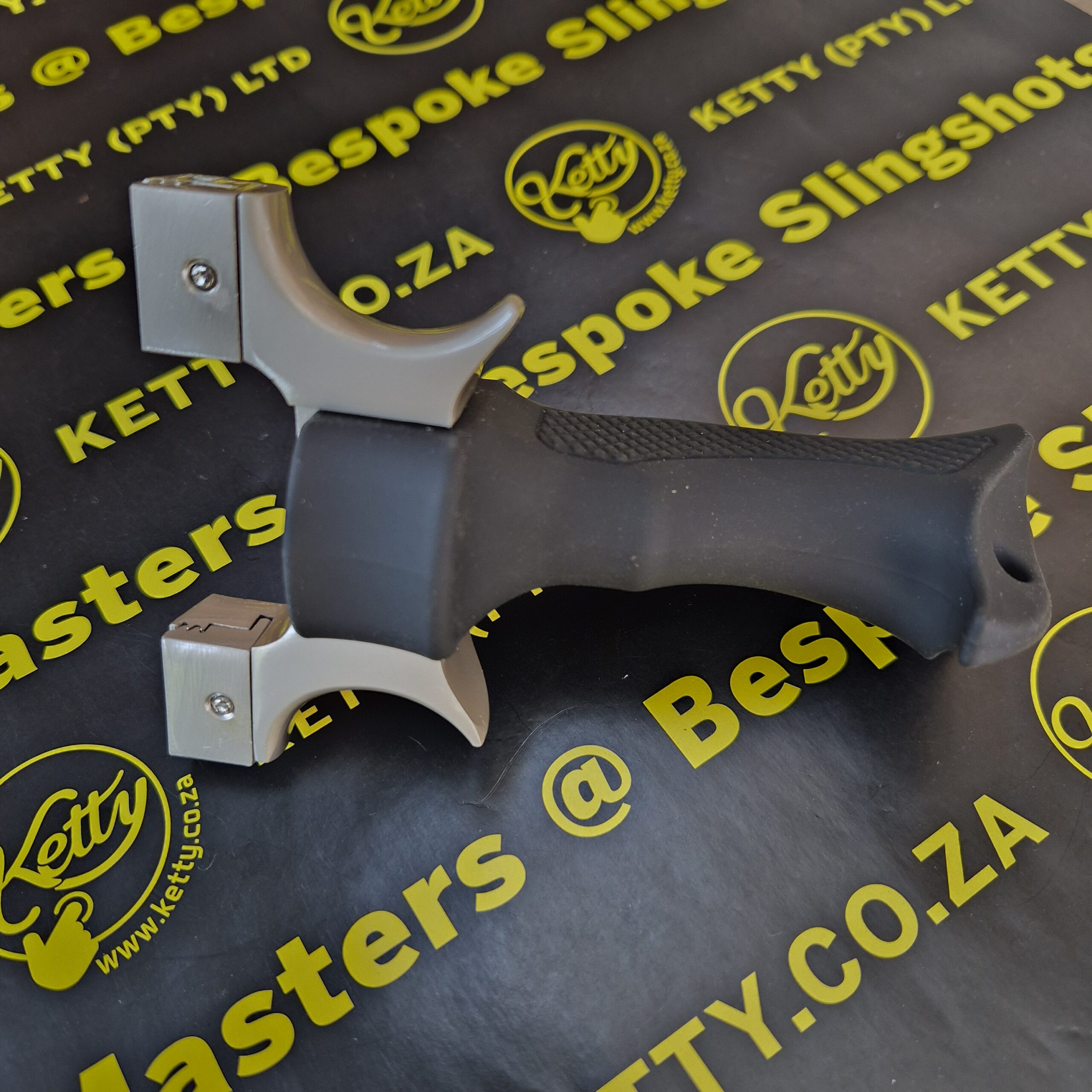 Ketty - BLACK WASP (MA) - Image 2