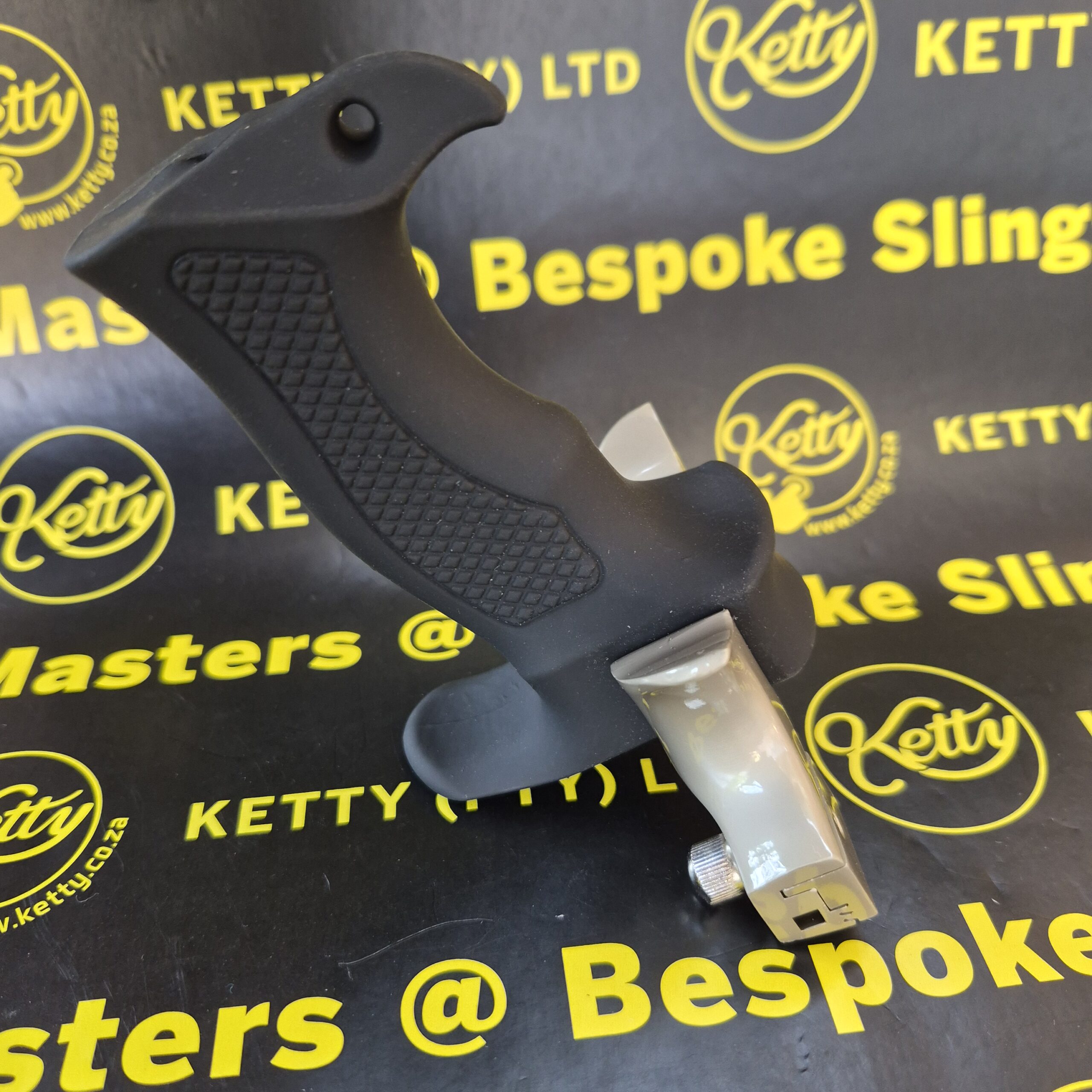 Ketty - BLACK WASP (MA) - Image 14