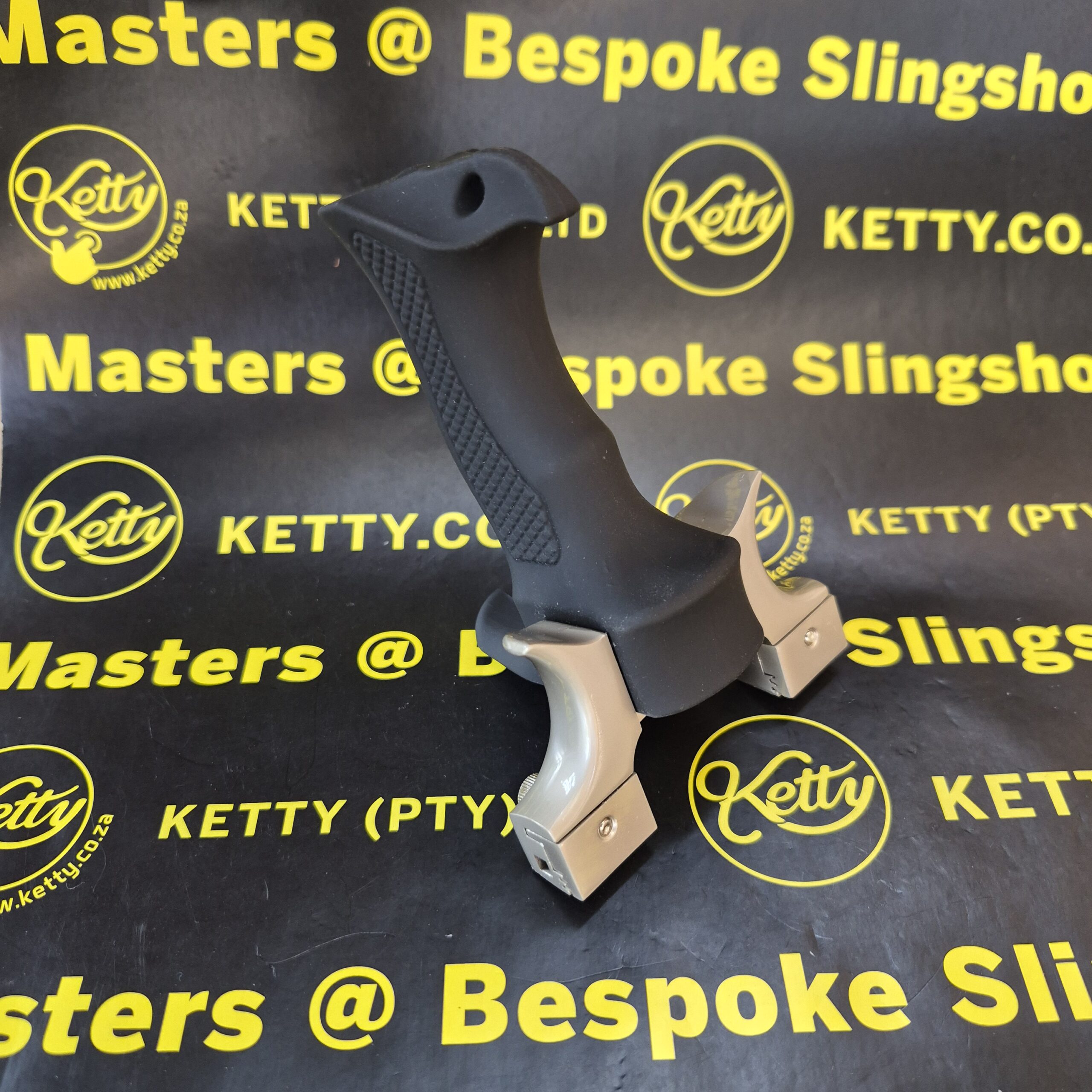 Ketty - BLACK WASP (MA) - Image 15