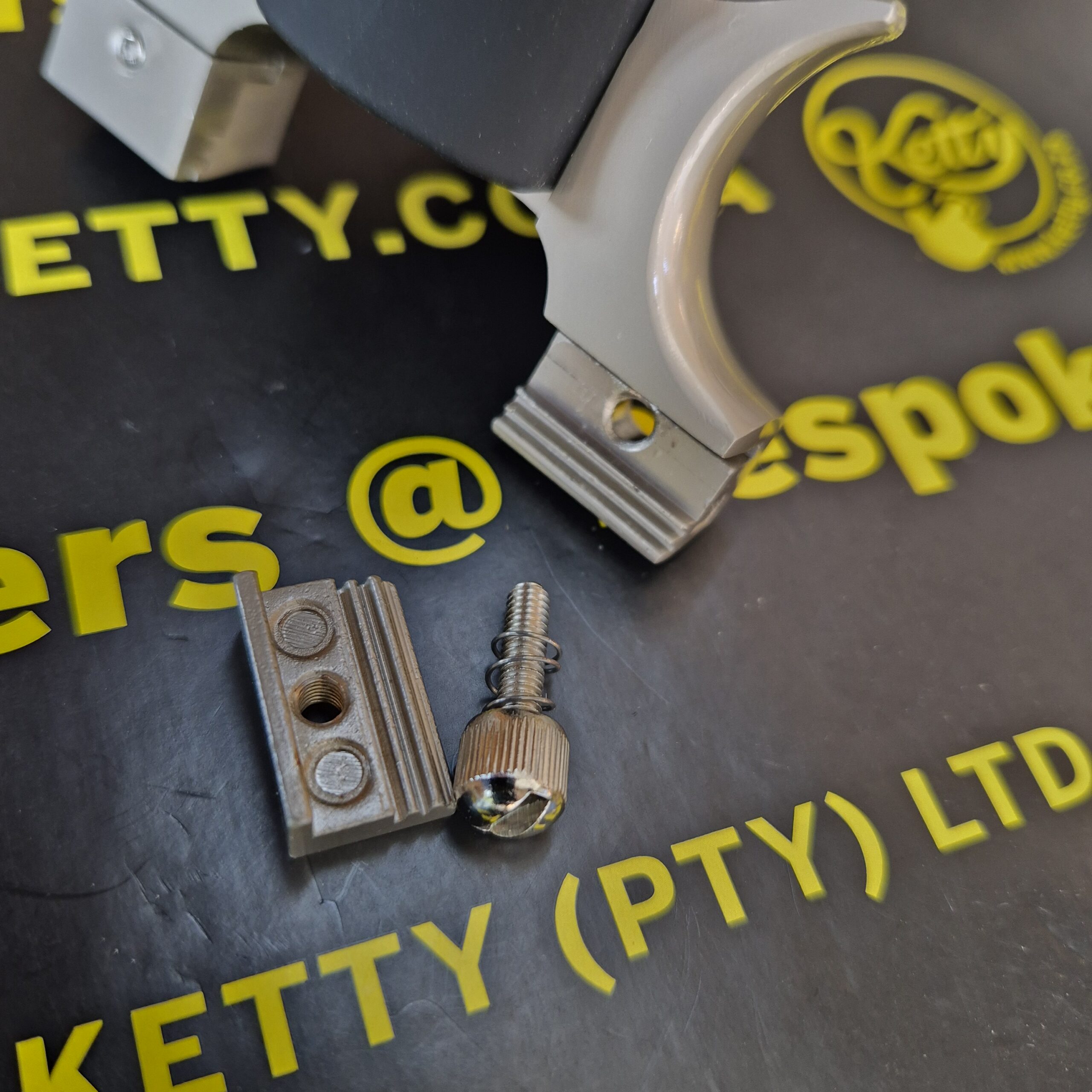 Ketty - BLACK WASP (MA) - Image 21